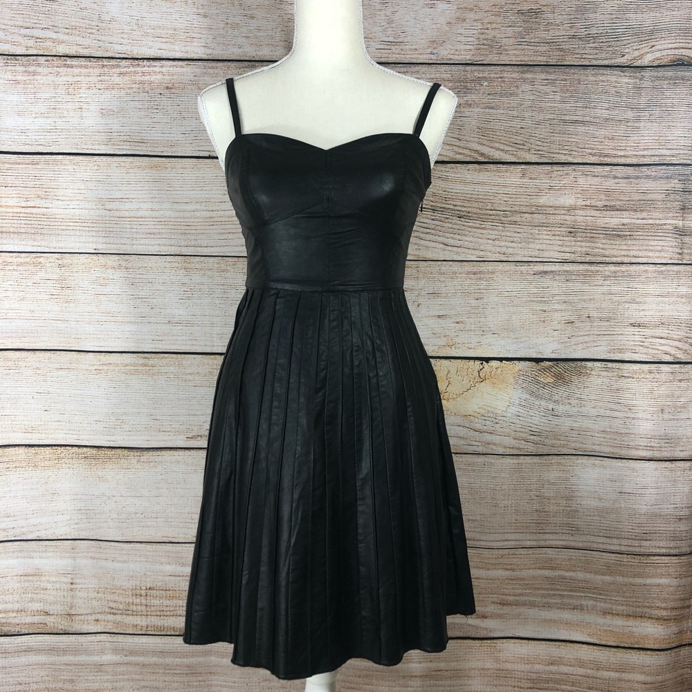 En Creme black dress